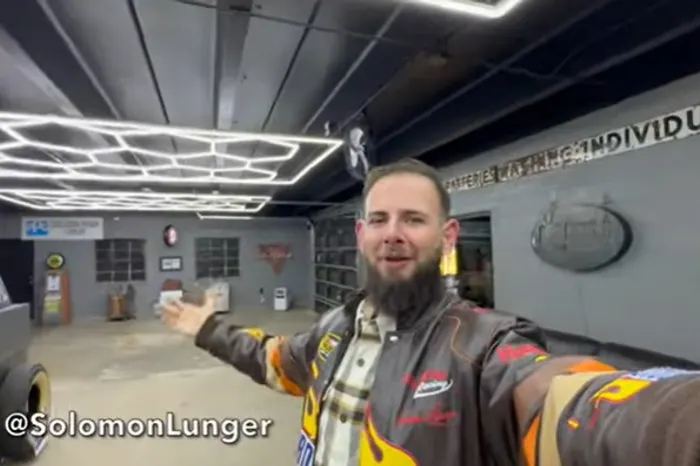 Ford Era Shop Tour Original